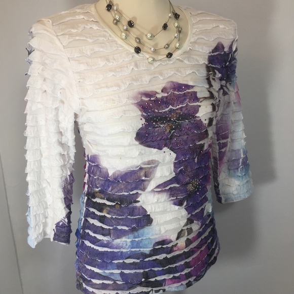 Brina & Em Ruffled Top - Picture 2 of 6